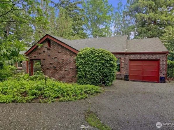 555 Lake Louise Drive SW, Lakewood, WA 98498