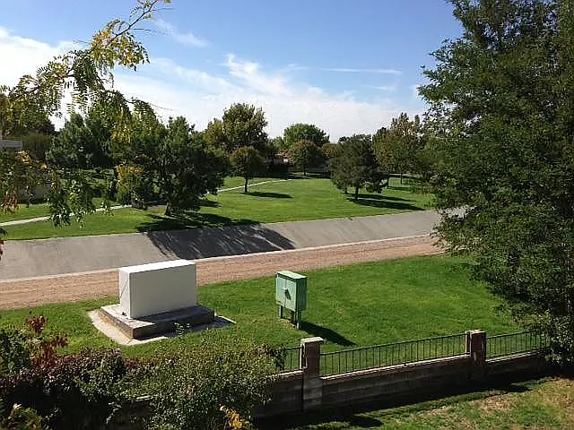 8300 Eagle Rock Ave NE — Photo 10