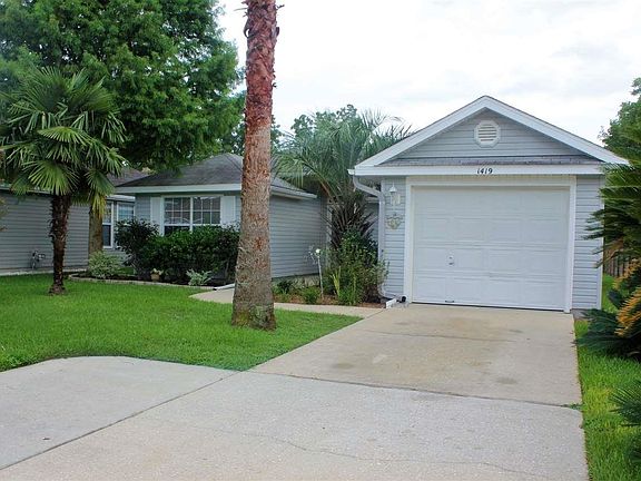 2nd image of 1419 Newcastle Way