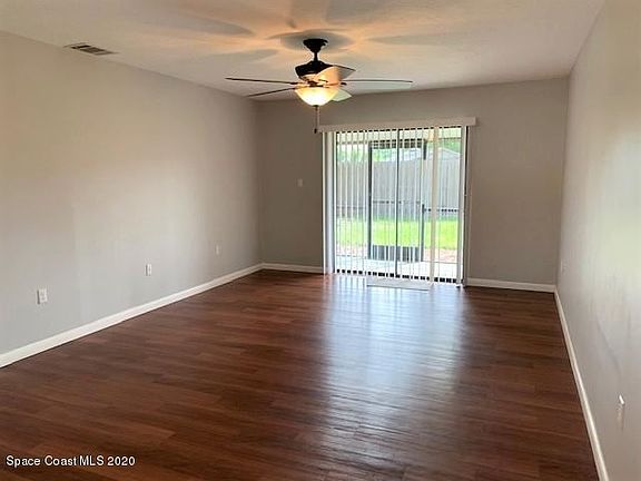 5th image of 131 Kristi Dr