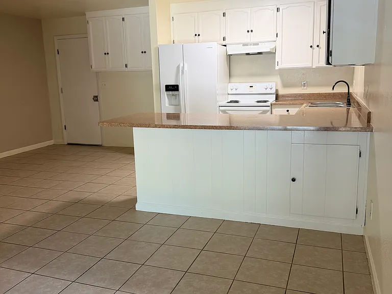 1230 Payne Ct — Photo 6