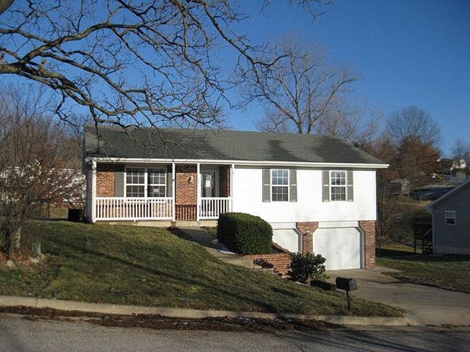 1st image of 724 Kathy Ln