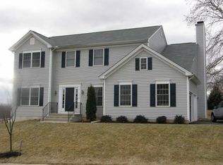 4212 Foxwood Cir, Easton, PA 18040