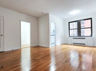 162 E 55th St APT 4D, New York, NY 10022
