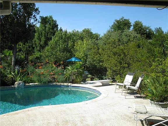 3rd image of 126 Scorpion Dr