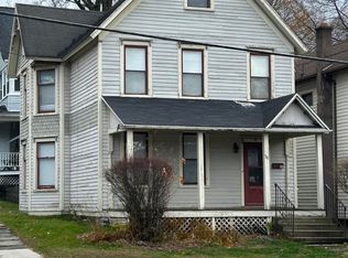 30 Belmont St, Carbondale, PA