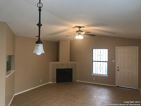 3rd image of 4155 Sunrise Glade Dr