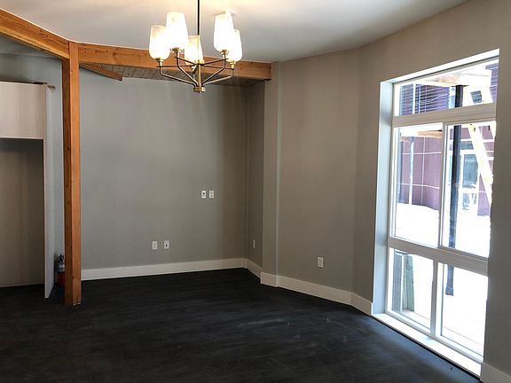 4th image of 958 Lincoln St #503