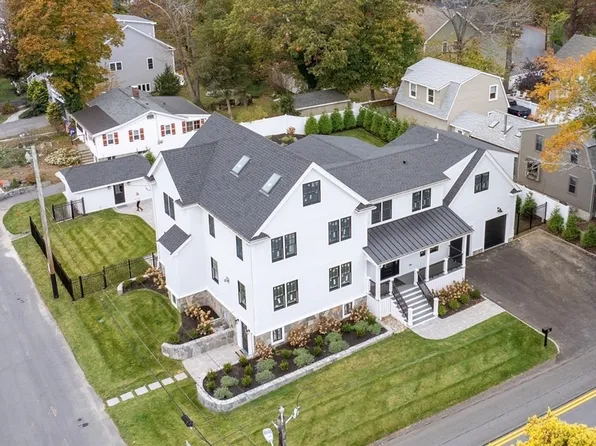 12 Daley Rd, Hingham, MA 02043