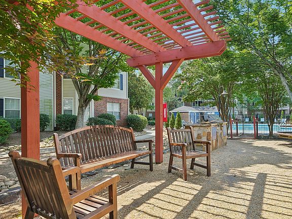 4th image of 55 Maple St NW APT 407