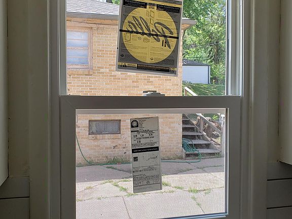 5th image of 5824 Western Ave