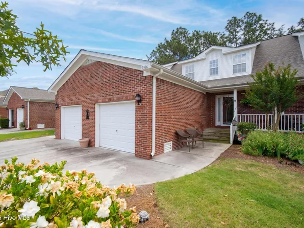 9306 Long Putt Court, Wilmington, NC 28412