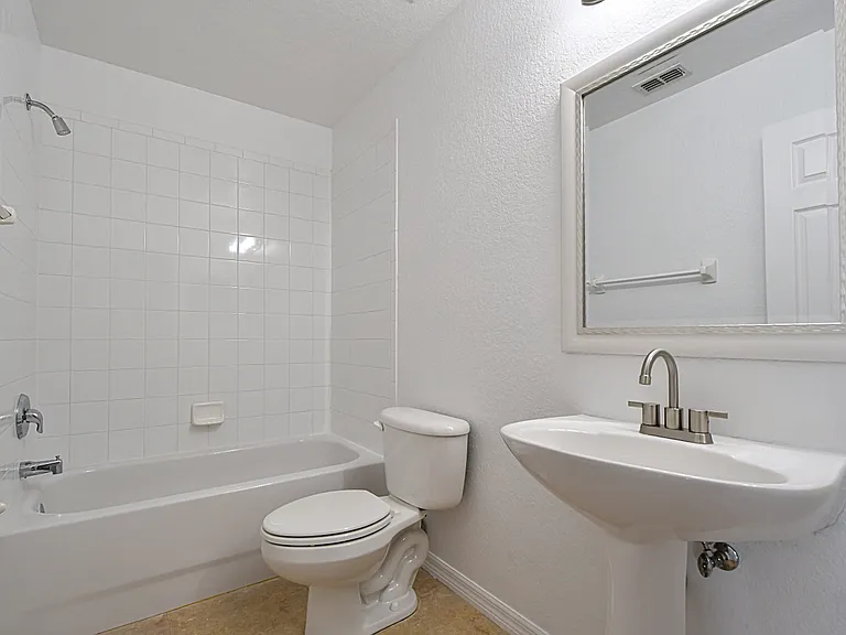 4108 Hunters Park Ln — Photo 18