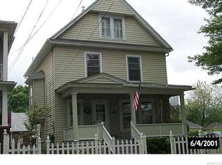 1817 Willow Ave, Niagara Falls, NY 14305