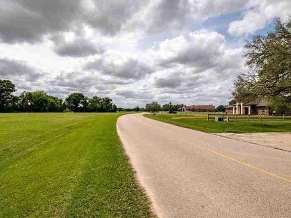 2nd image of 17850 Indian Forest Ct