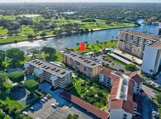308 Golfview Rd #PENTHOUSE 4, North Palm Beach, FL 33408