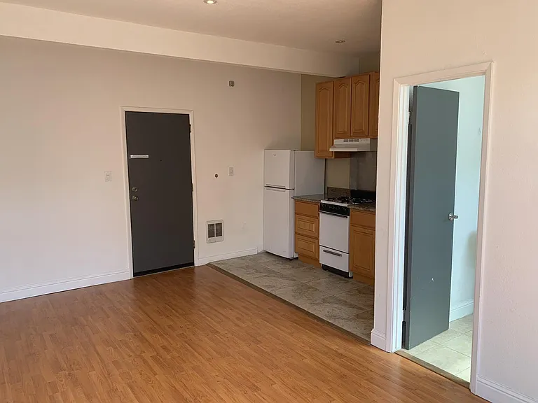 389 Guerrero St #3 — Photo 3
