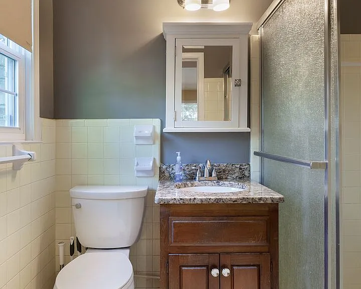 3741 Fox Glen Ct NE — Photo 4
