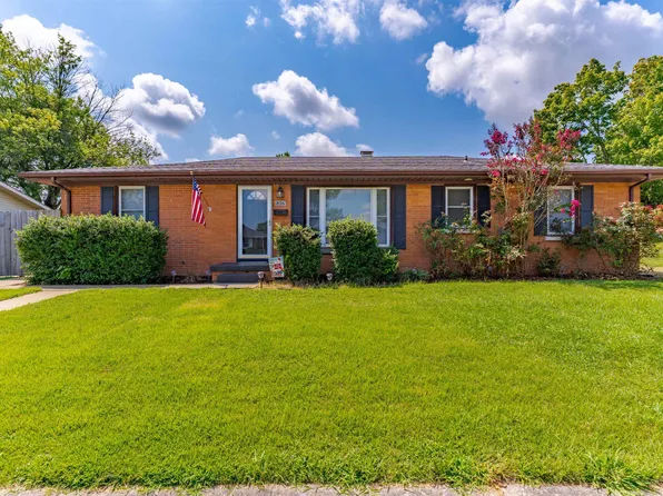 816 E Lincoln Ave, Mount Vernon, IN 47620