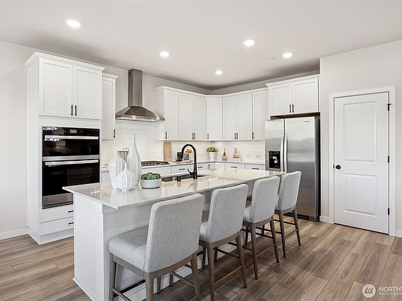 5th image of 17924 139th Avenue E #15