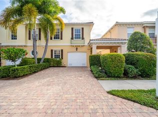 7868 Bergamo Ave, Sarasota, FL 34238