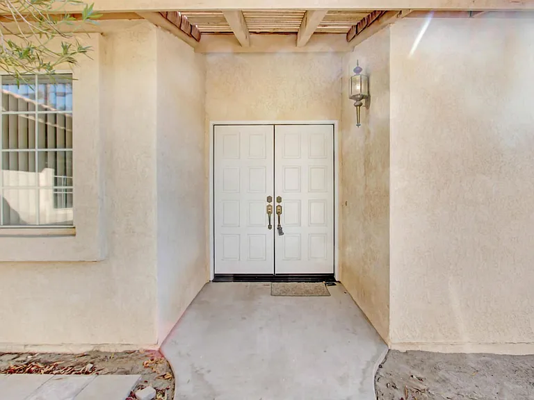 43580 Texas Ave — Photo 6