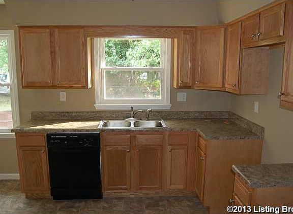 2nd image of 370 Delania Dr