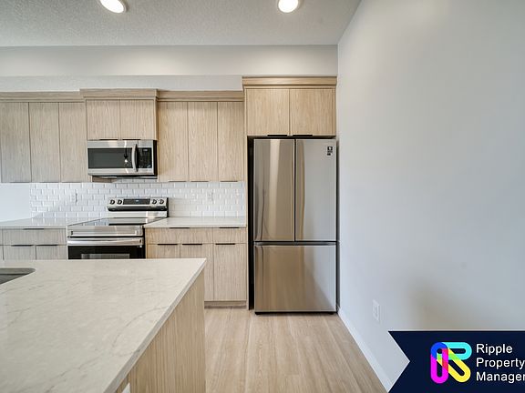 4th image of 19489 Main St SE