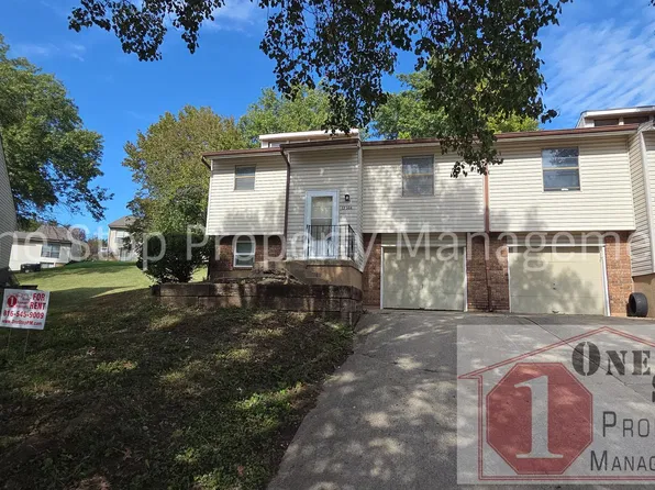 17308 E 49th Street Ct S, Independence, MO 64055