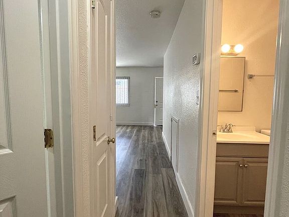 5th image of 2109 N Daley St #C