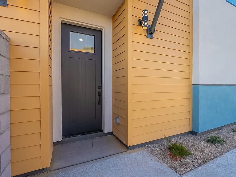 55 W Thomas Ln — Photo 25