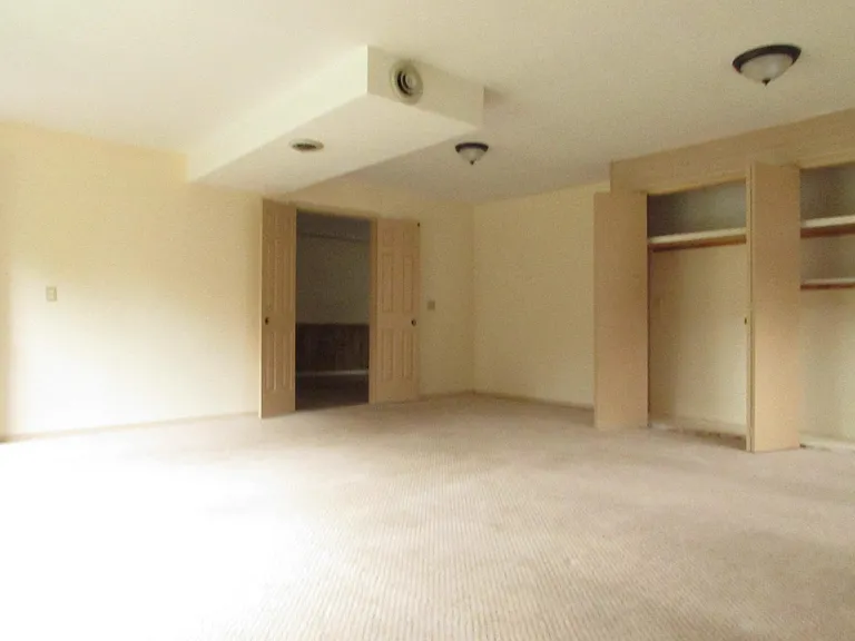 Witter St — Photo 6