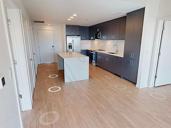 4th image of 3200 W 17th Ave #706