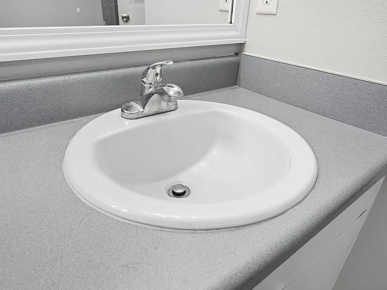 1243 Jefferyscot Dr — Photo 32