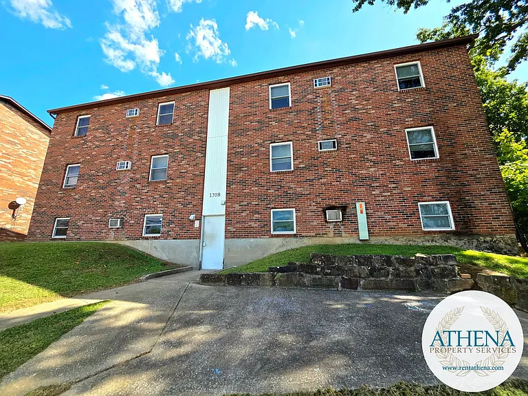 1318 N Sprigg St — Photo 12