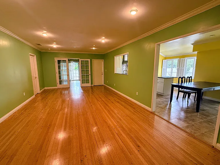 1162 Panorama Dr — Photo 4