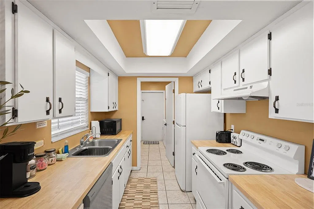 2 bed, 2.0 bath, 867 sqft, $1,650 — Photo 4