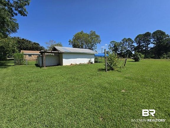 5th image of 4841 Bowden St