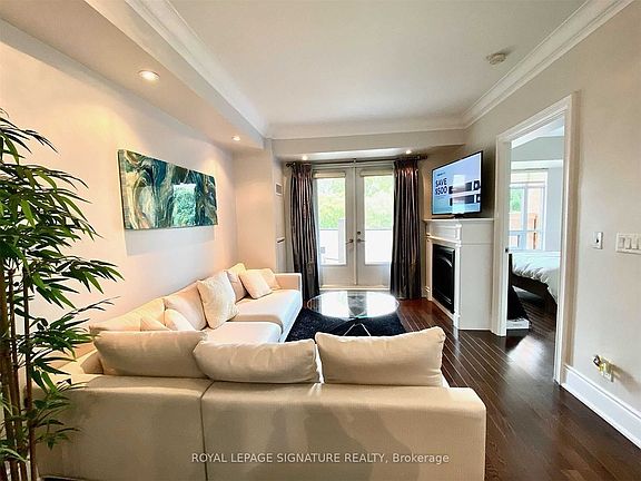 3rd image of 1717 Avenue Rd #322