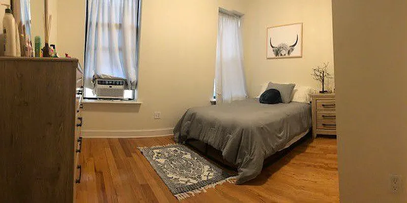 Rented by Mdays Realty | media 6