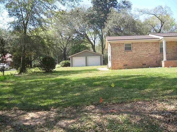 4th image of 8909 Westside Dr