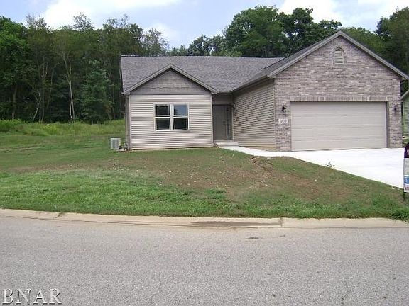 2nd image of 600 E Vorey St