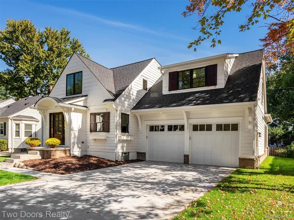 820 Oakridge Ave, Royal Oak, MI 48067