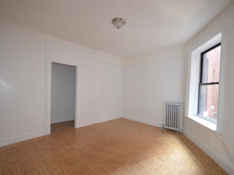 1st image of 2707 Morris Ave APT 1E