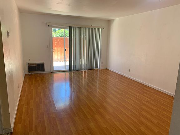 3rd image of 7315 Starward Dr APT 53