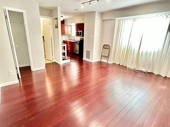 3rd image of 7143 Peri Ln #17S