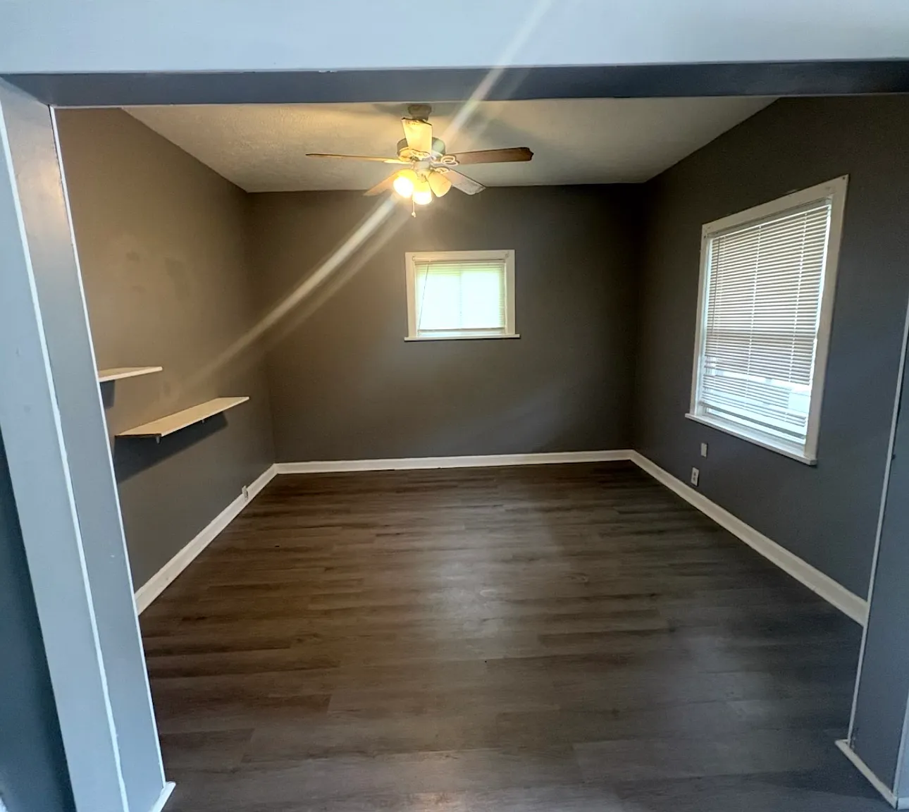 3 bed, 1080 sqft, $1,300 — Photo 3