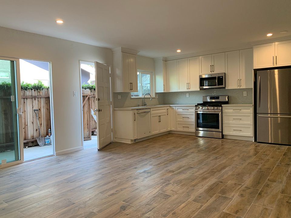 Open floor plan. Overlooking private patio