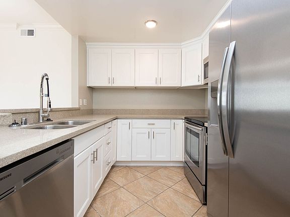 4th image of 11757 Kiowa Ave APT 2