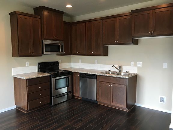 5th image of 340 E 6th St #B